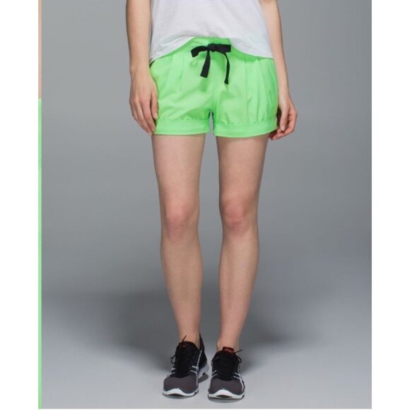 Lululemon Spring Break Away 3” Shorts Swift Drawstring Green Mid-Rise Size 4 - Picture 1 of 10